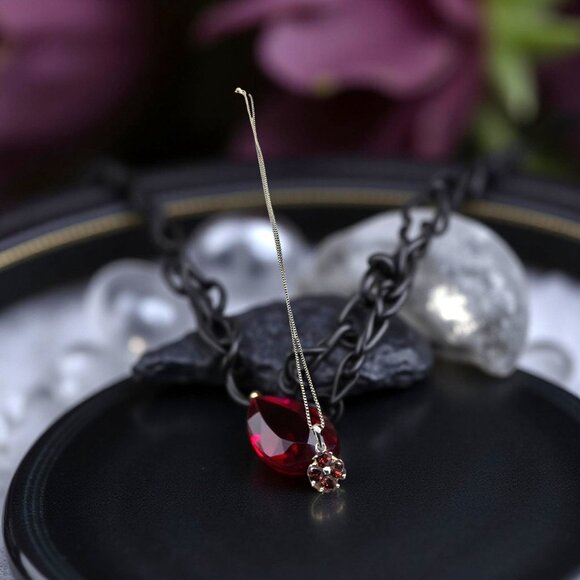 vintage .925 sterling silver pendant red cut chrystals necklace - Picture 3 of 14